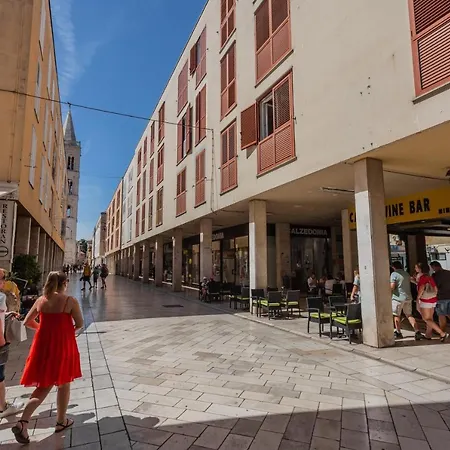 Petit Palace Ζαντάρ