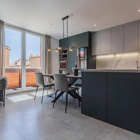 Petit Palace 公寓 扎达尔