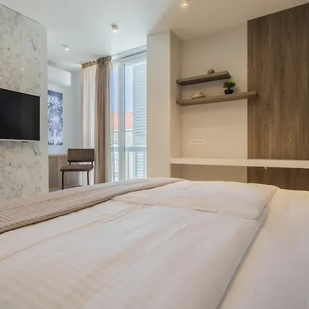 Appartamento Petit Palace Zara